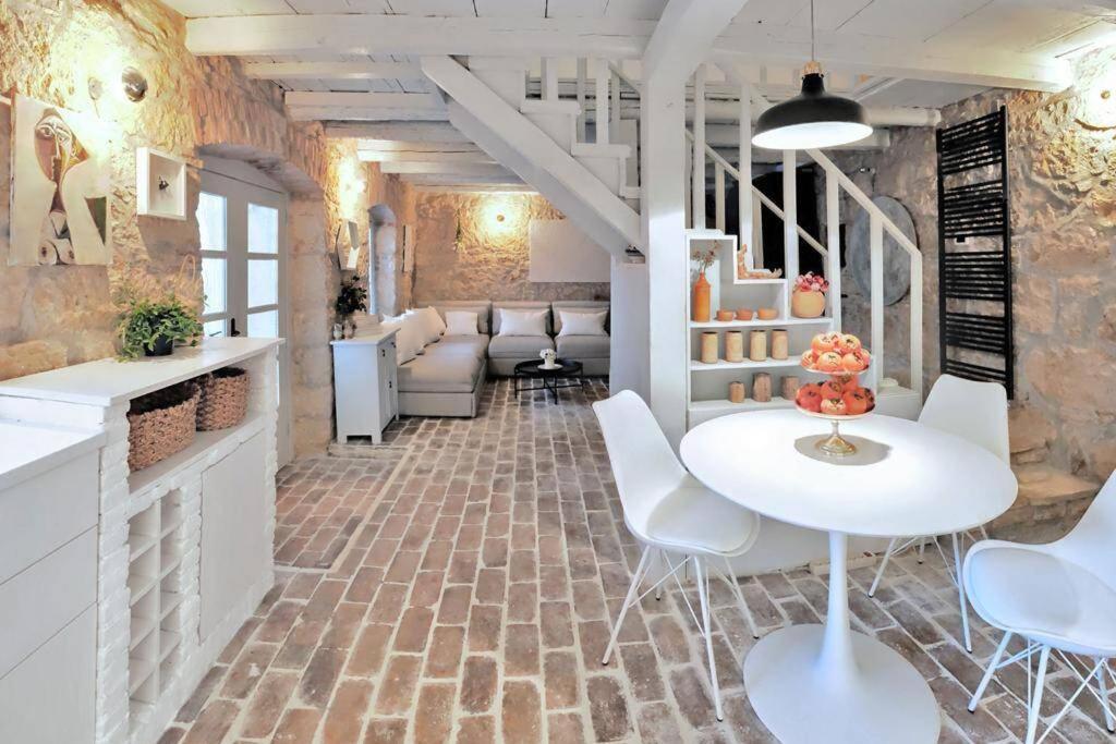 Ferienhaus Villa Alisia, Wunderschoenes Natursteinhaus Bei Porec, Istrien, Kroatien Vranje Selo المظهر الخارجي الصورة