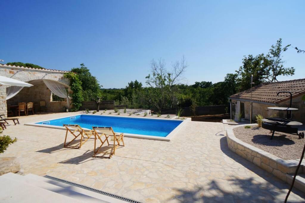 Ferienhaus Villa Alisia, Wunderschoenes Natursteinhaus Bei Porec, Istrien, Kroatien Vranje Selo المظهر الخارجي الصورة