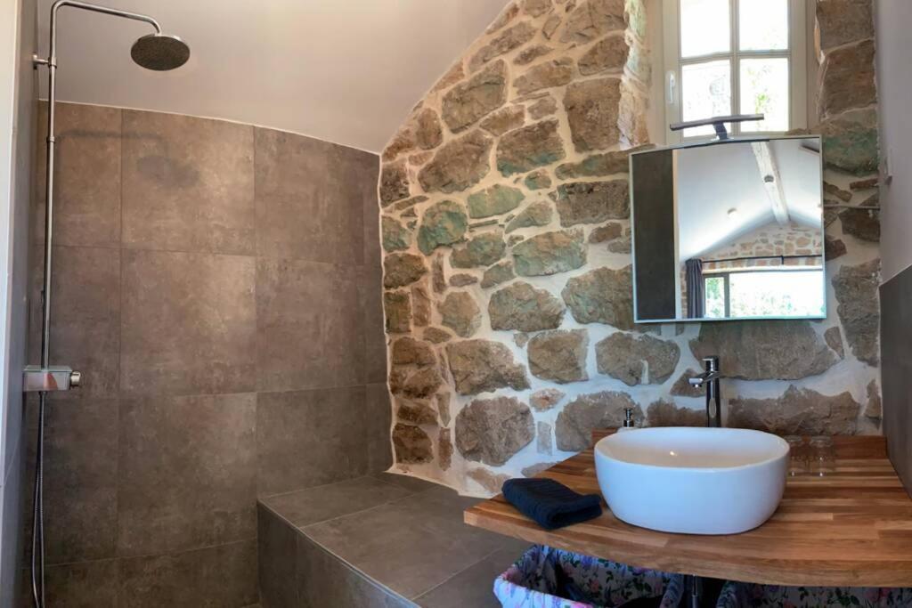 Ferienhaus Villa Alisia, Wunderschoenes Natursteinhaus Bei Porec, Istrien, Kroatien Vranje Selo المظهر الخارجي الصورة